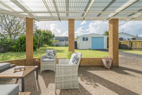 Photo of property in 8 Hamilton Crescent, Whitianga, 3510