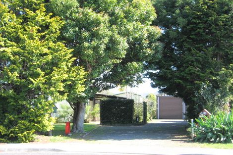 Photo of property in 6a Annette Place, Whitianga, 3510