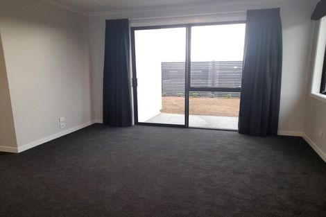 Photo of property in 33 Ngaru Crescent, Wharewaka, Taupo, 3330