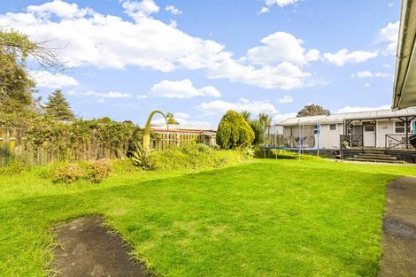 Photo of property in 12 Cargill Street, Papakura, 2110
