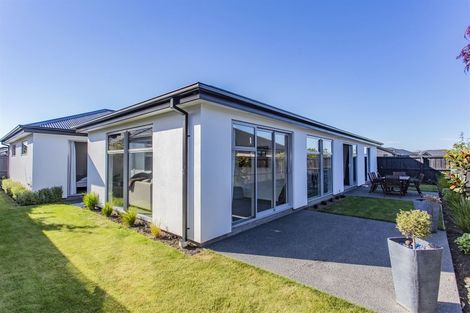 Photo of property in 29 Katrine Drive, Marshland, Christchurch, 8083