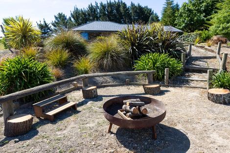 Photo of property in 690 Swamp Road, Puketapu, Napier, 4183