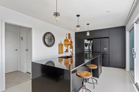 Photo of property in 16 Tamarisk Drive, Riversdale Beach, Masterton, 5872