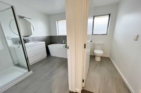 Photo of property in 2/1132 West Coast Road, West Melton, Christchurch, 7676