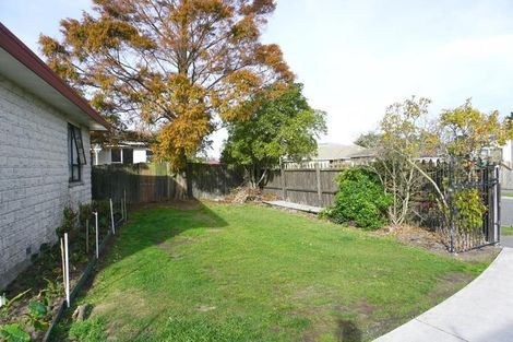 Photo of property in 57 Kuaka Crescent, Bromley, Christchurch, 8062