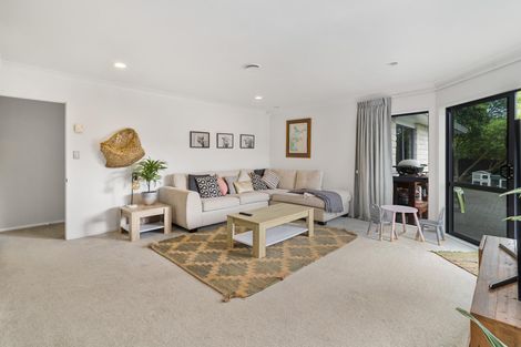 Photo of property in 71 Basley Road, Owhata, Rotorua, 3010