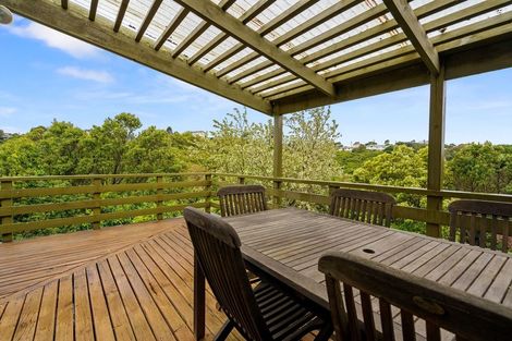 Photo of property in 134 Miromiro Road, Normandale, Lower Hutt, 5010