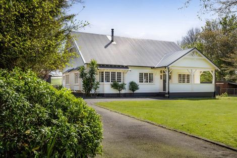 Photo of property in 38 King Edward Street, Eltham, 4322