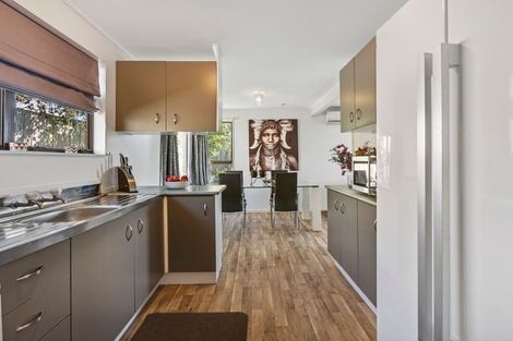 Photo of property in 82 Keegan Drive, Massey, Auckland, 0614