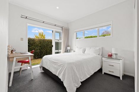 Photo of property in 1 Malbec Place, Huapai, Kumeu, 0810