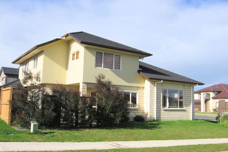 Photo of property in 1 Karson Place, Flat Bush, Auckland, 2016