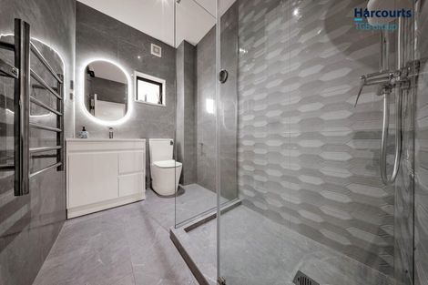 Photo of property in 6a Leven Lane, Totara Heights, Auckland, 2105