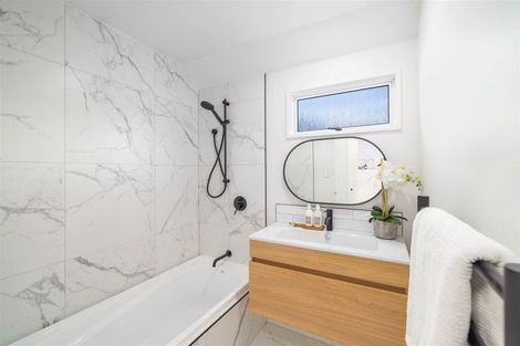 Photo of property in 2/212 Springfield Road, St Albans, Christchurch, 8014