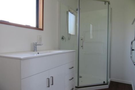 Photo of property in 146a Yaldhurst Road, Sockburn, Christchurch, 8042