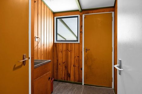 Photo of property in 4 Quin Crescent, Hawera, 4610