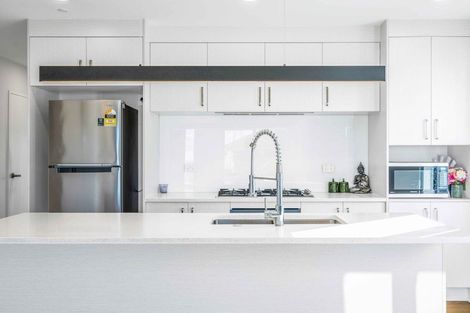 Photo of property in 11 Silver Beech Street, Takanini, 2110