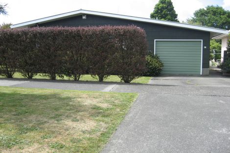 Photo of property in 43 Queen Street, Feilding, 4702