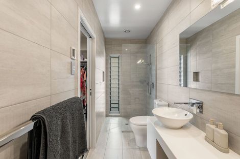 Photo of property in 209 Beach Road, Whangamata, 3620