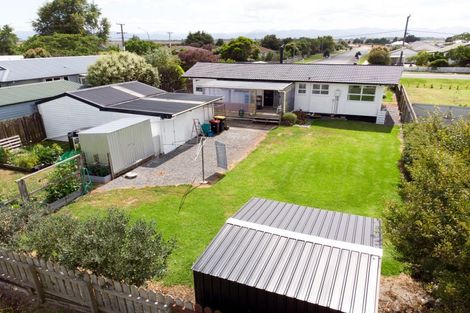 Photo of property in 71 Pipiroa Road, Ngatea, 3503