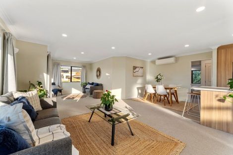 Photo of property in 1 Sutherland Avenue, Mount Maunganui, 3116
