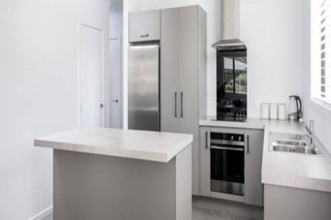 Photo of property in 38 Twin Parks Rise, Papakura, 2110