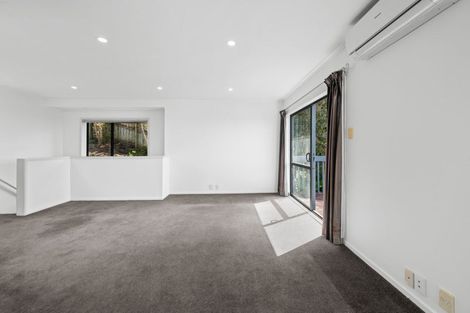 Photo of property in 3/52 Agincourt Street, Glenfield, Auckland, 0629