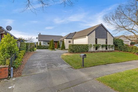 Photo of property in 44 Karnak Crescent, Russley, Christchurch, 8042