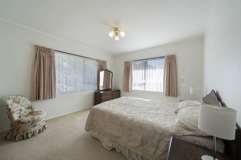 Photo of property in 2/369 Main Road, Tawa, Wellington, 5028