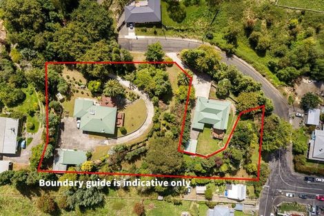 Photo of property in 4 Windsor Road, Waipawa, 4210