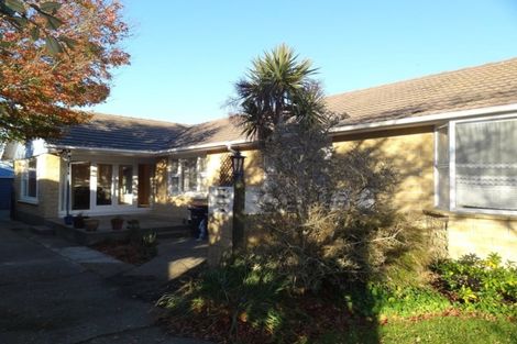 Photo of property in 18 Longmuir Street, Ilam, Christchurch, 8041