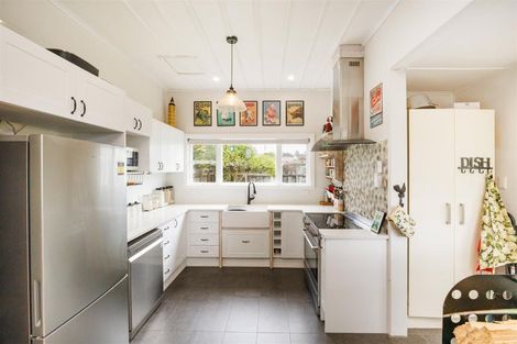 Photo of property in 4 Bond Street, Marton, 4710