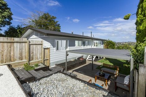 Photo of property in 2/266 Forrest Hill Road, Forrest Hill, Auckland, 0620