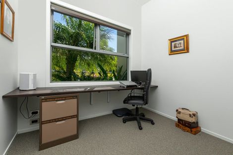 Photo of property in 35 Pounamu Avenue, Greenhithe, Auckland, 0632