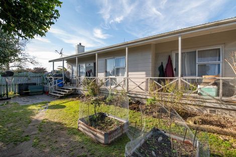 Photo of property in 2 Sequoia Crescent, Owhata, Rotorua, 3010