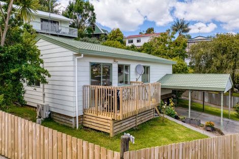 Photo of property in 12a Delshaw Avenue, Stanmore Bay, Whangaparaoa, 0932