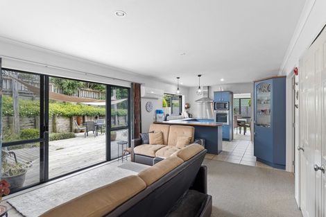 Photo of property in 16 Dorchester Place, Nawton, Hamilton, 3200