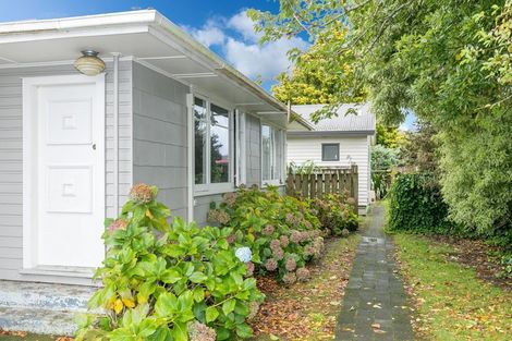 Photo of property in 2 Panair Crescent, Hillcrest, Hamilton, 3216