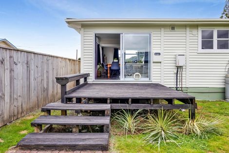 Photo of property in 40 Mahoe Street, Inglewood, 4330