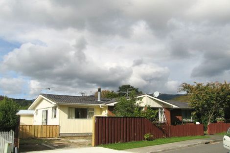 Photo of property in 15 Flavia Grove, Clouston Park, Upper Hutt, 5018