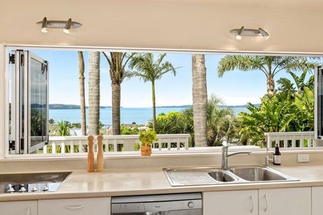 Photo of property in 20 Merehai Place, Snells Beach, 0920