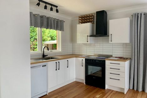 Photo of property in 1/5b Mcintyre Road, Mangere Bridge, Auckland, 2022