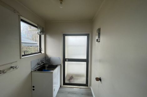 Photo of property in 2/12 Trimdon Street, Randwick Park, Auckland, 2105