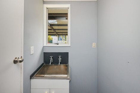 Photo of property in 10 Custom Street, Ashhurst, 4810