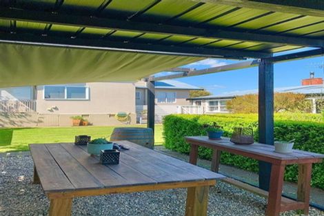 Photo of property in 8 Goodger Street, Waipukurau, 4200