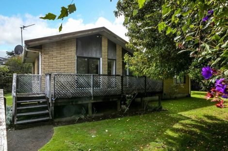 Photo of property in 8a Keats Place, Whalers Gate, New Plymouth, 4310