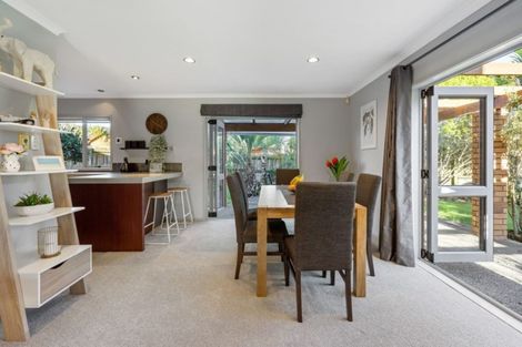 Photo of property in 28 Jelas Road, Red Beach, 0932