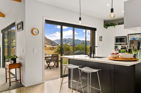 Photo of property in 60 Cunninghams Drive, Jacks Point, Queenstown, 9371