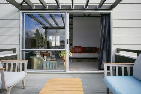 Photo of property in 742 Acacia Bay Road, Acacia Bay, Taupo, 3330