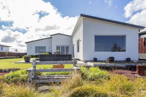 Photo of property in 140 Penruddock Rise, Westmorland, Christchurch, 8025