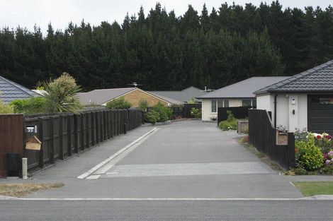 Photo of property in 35 Putake Drive, Parklands, Christchurch, 8083